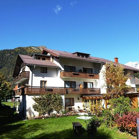 فندق Gaestehaus Truskaller مالنتز المظهر الخارجي الصورة